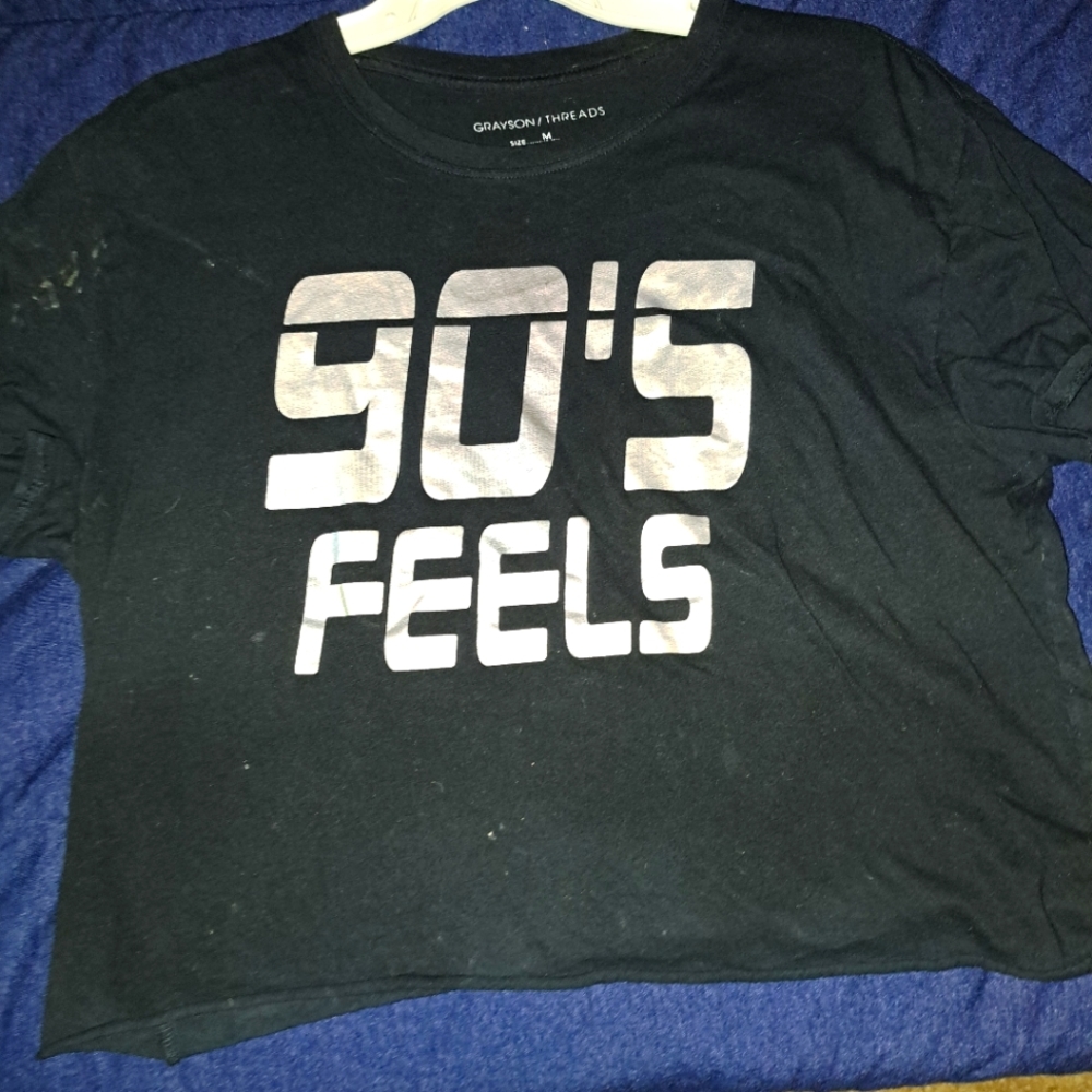 Black 90s feels crop top